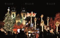 VIDEO: Rozsvěcení vánočního stromu, Staroměstské náměstí, Praha